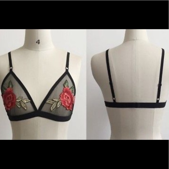 ❗️ONE LEFT❗️EMBROIDERED FLORAL MESH BRA - Picture 4 of 6
